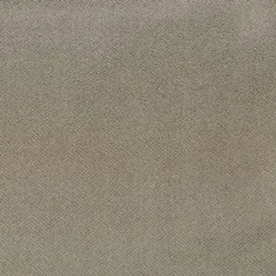 Gros plan du tissu d'ameublement ANGORA coloris lin, Motif chevron discret, toucher velours et protection anti-taches.