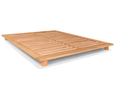 Structure de lit futon VICÔ en hêtre massif clair certifié FSC, Design japonais épuré, lattes apparentes, pieds.