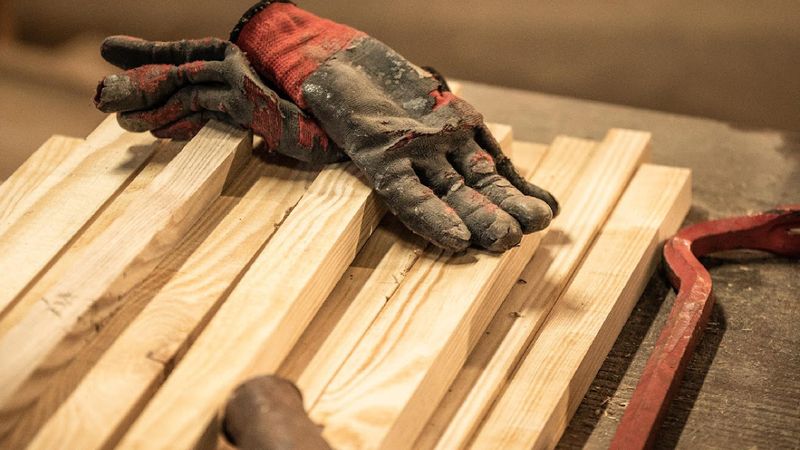 Atelier Le Lit Gigogne - bois et matériel de fabrication